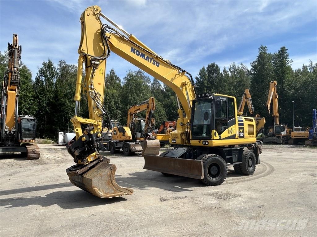 Komatsu PW 180-11 Ratasekskavaatorid