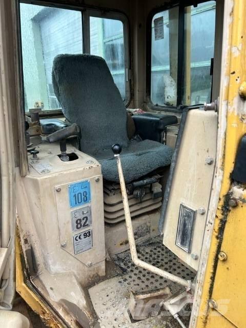 CAT D 5 H LGP II Buldooserid