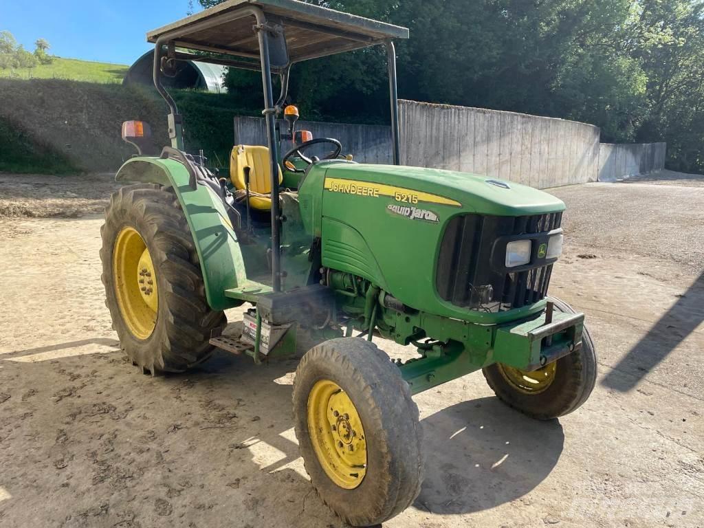 John Deere 5215 Traktorid