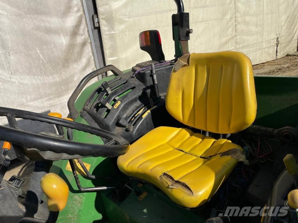 John Deere 5215 Traktorid