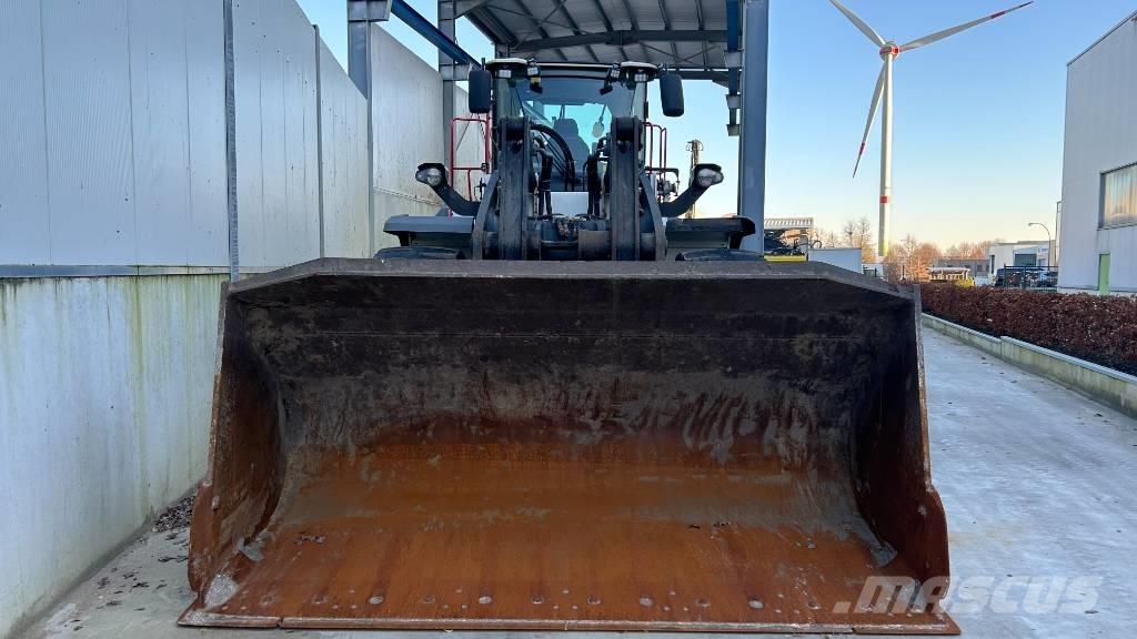 Hidromek HMK 640 WL Ratasbuldooserid