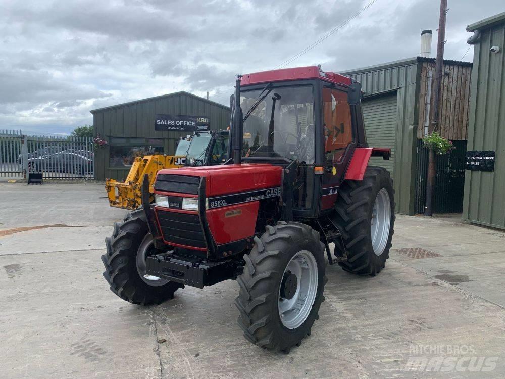 Case IH 856 XL Traktorid