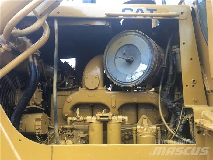 CAT D 8 H Buldooserid
