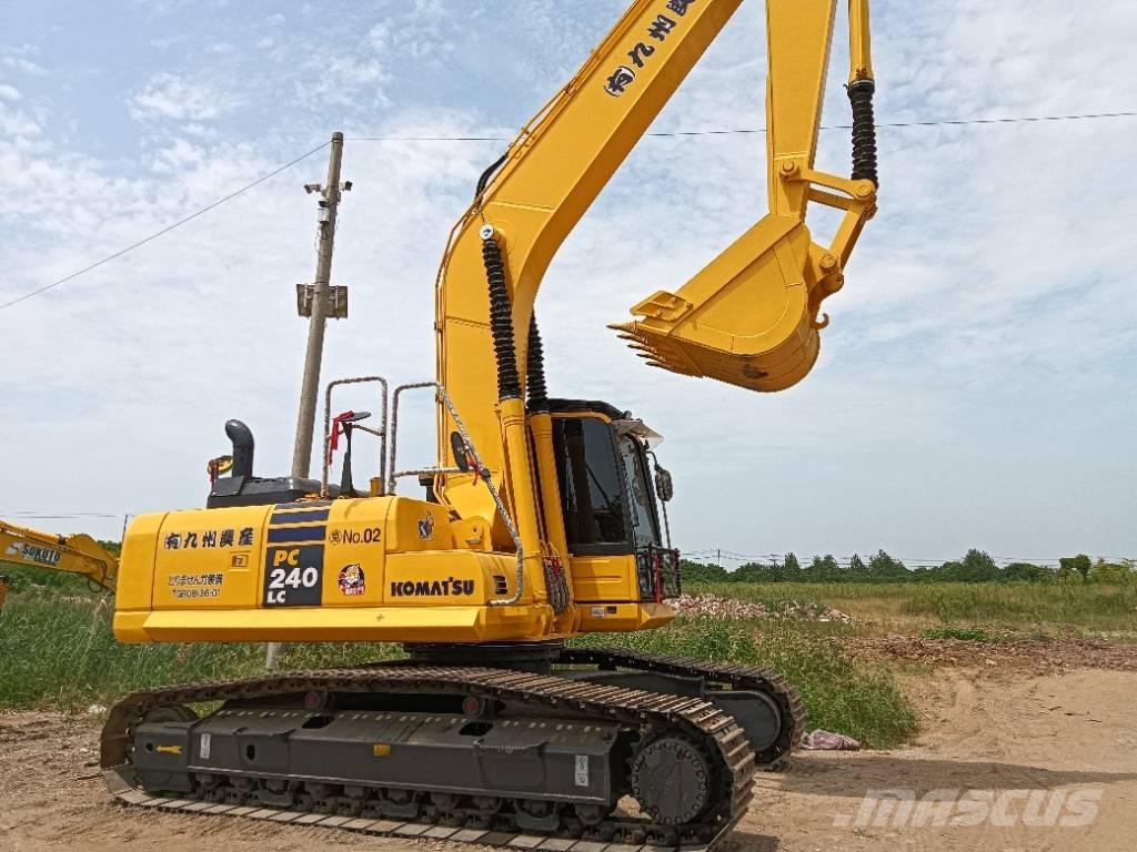 Komatsu PC 240 LC Roomikekskavaatorid
