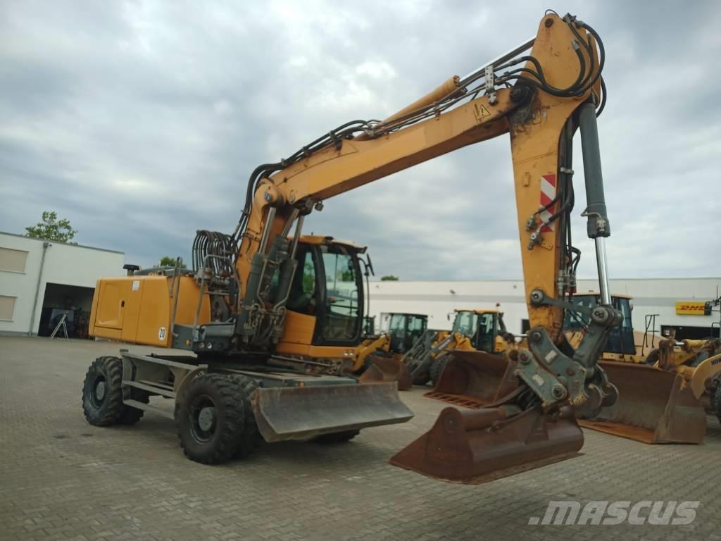 Liebherr A 924 Ratasekskavaatorid