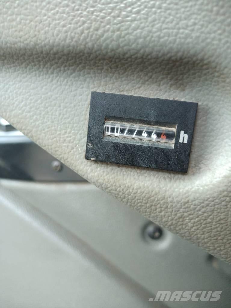 Liebherr A 924 Ratasekskavaatorid