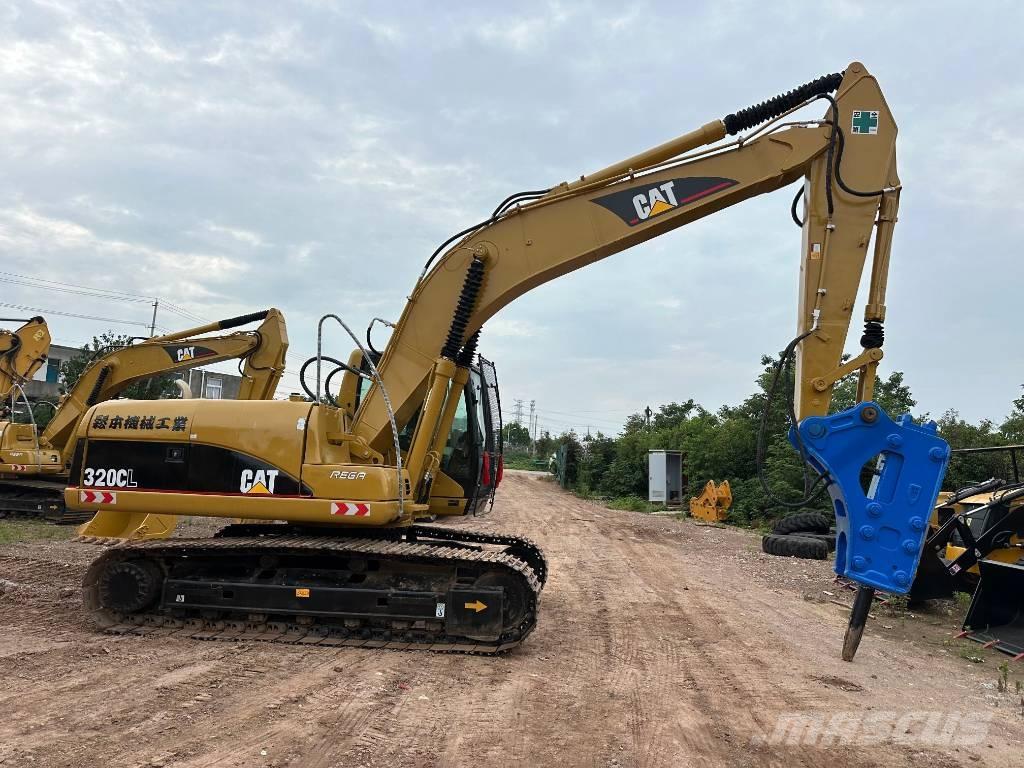 CAT 320 C Roomikekskavaatorid