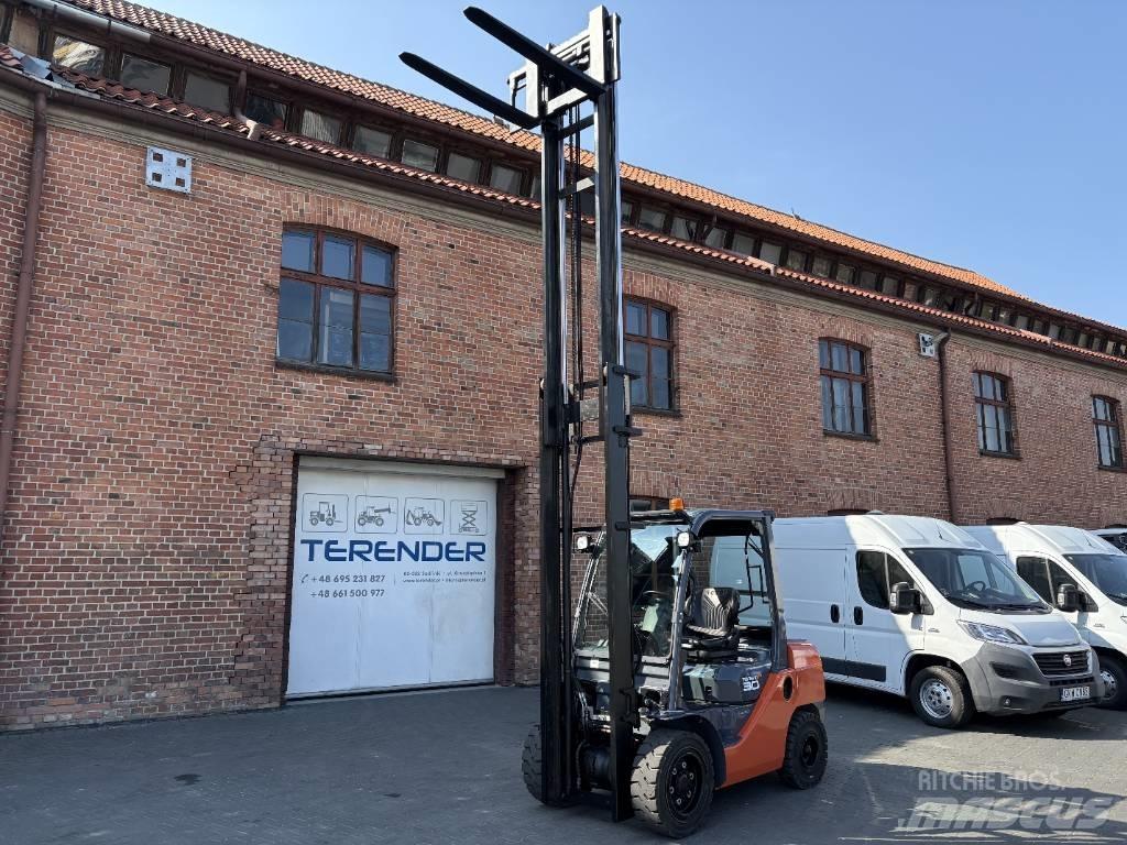 Toyota 06-8FD30F Diiseltõstukid