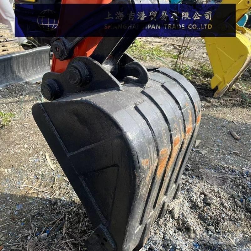 Kubota U 40 Roomikekskavaatorid