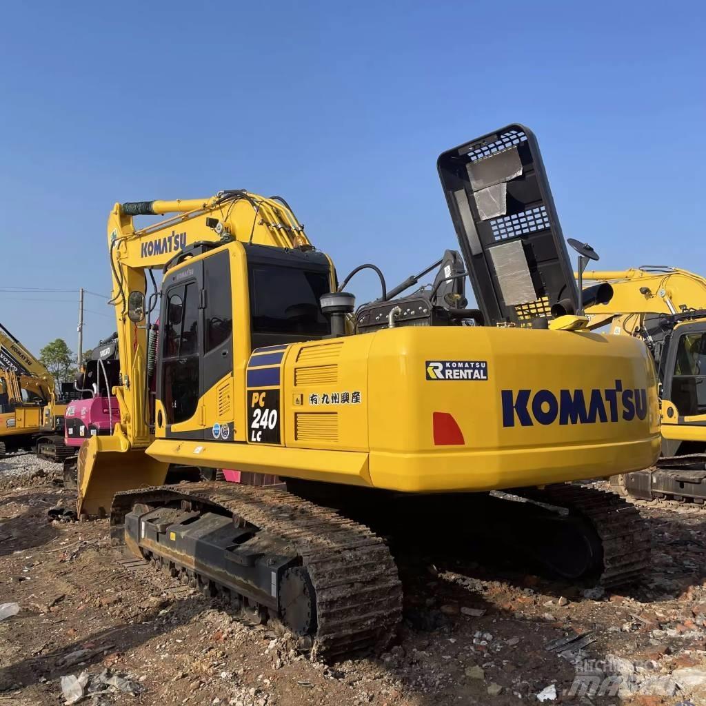 Komatsu PC 240 LC Roomikekskavaatorid