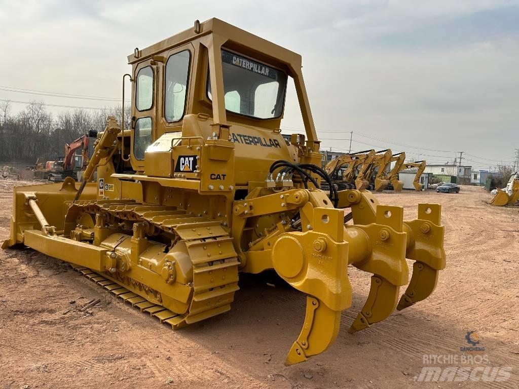 CAT D7G Buldooserid