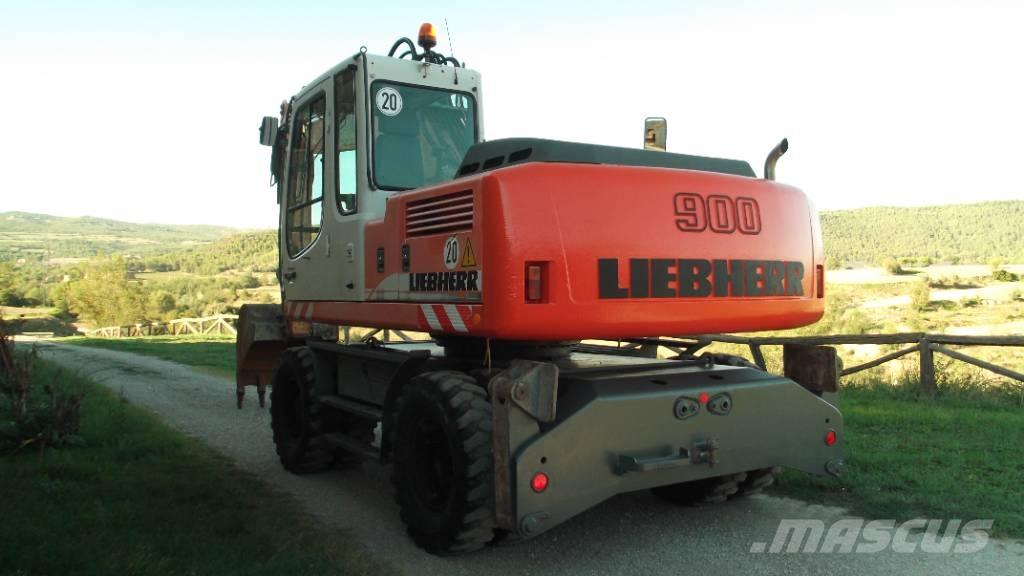 Liebherr A 900 C Ratasekskavaatorid