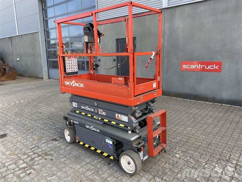 SkyJack SJ3219 Käärtõstukid