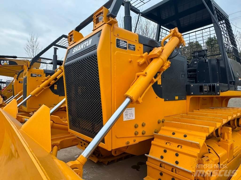 Shantui SD 22 F Buldooserid