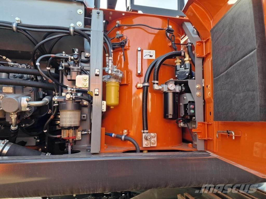 Hitachi ZX 350 H Roomikekskavaatorid