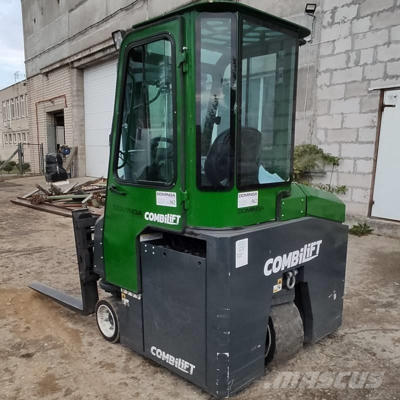 Combilift CBE 2500 Neljasuuna lükandmastiga tõstukid