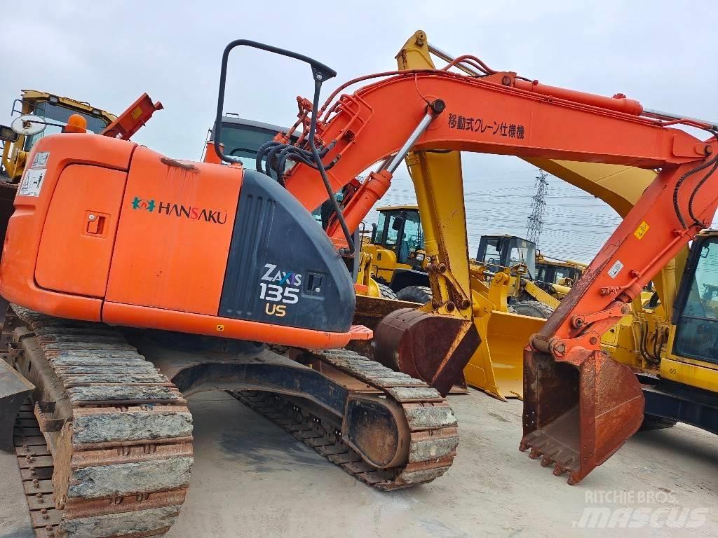 Hitachi ZX 135 US Roomikekskavaatorid