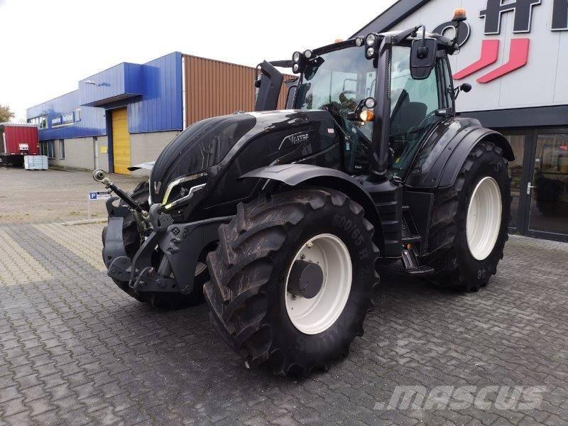 Valtra T235 Versu Traktorid