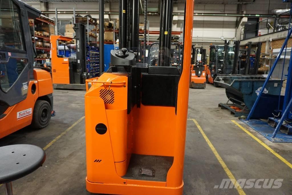 Toyota SSE160L Platvormiga virnastajad