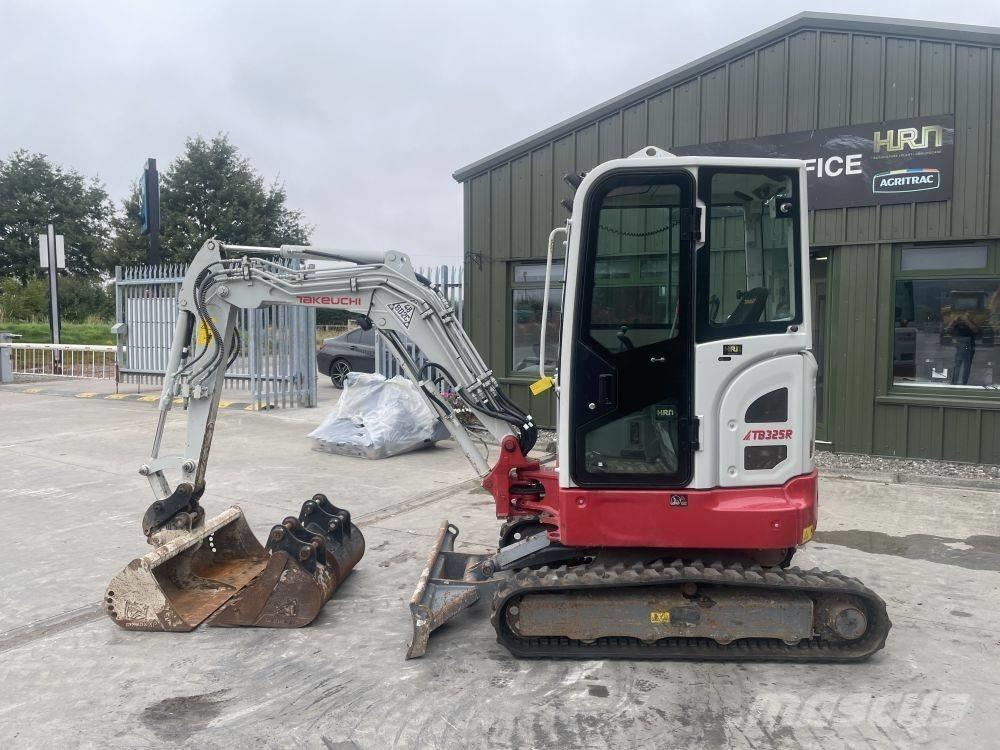 Takeuchi TB 325 R Miniekskavaatorid < 7 t
