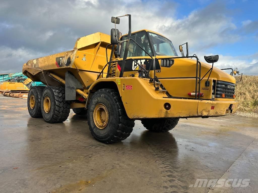 CAT 740C Liigendraamiga pinnaseveokid
