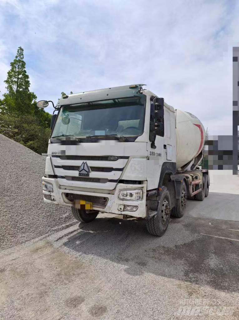 Howo 搅拌车 750 Betoonisegistid