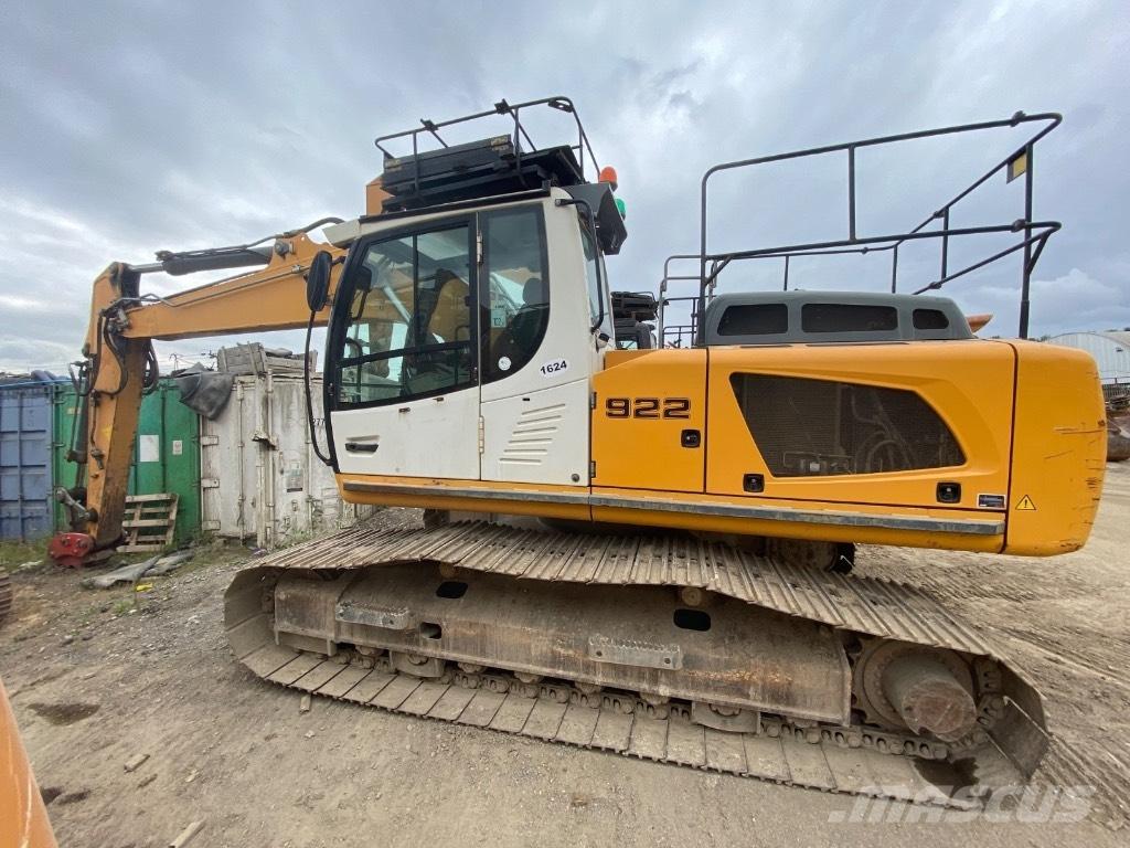 Liebherr R 922 Roomikekskavaatorid