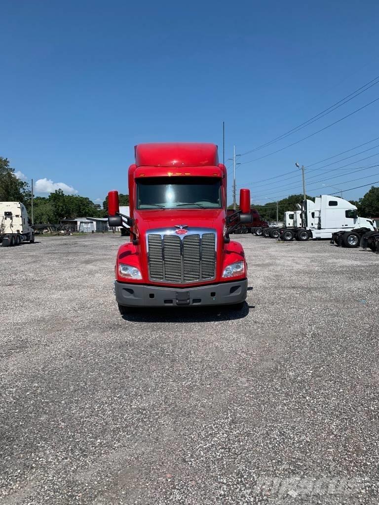Peterbilt 579 Sadulveokid