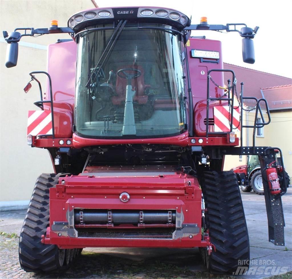 Case IH AF 8250 Teraviljakombainid
