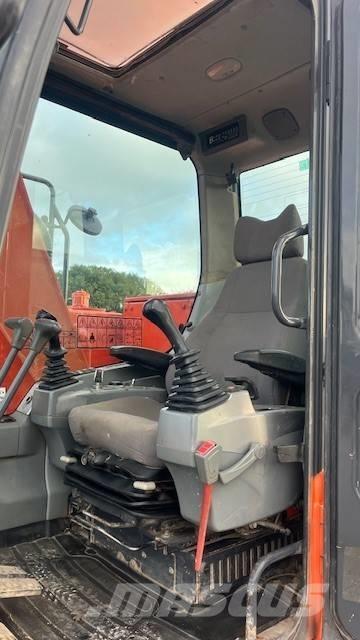 Doosan DX 140 LCR-3 Roomikekskavaatorid