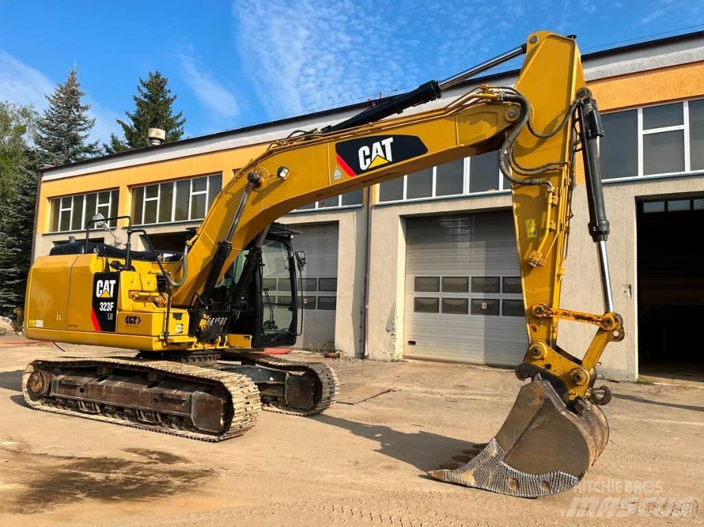 CAT 323 F LN Roomikekskavaatorid