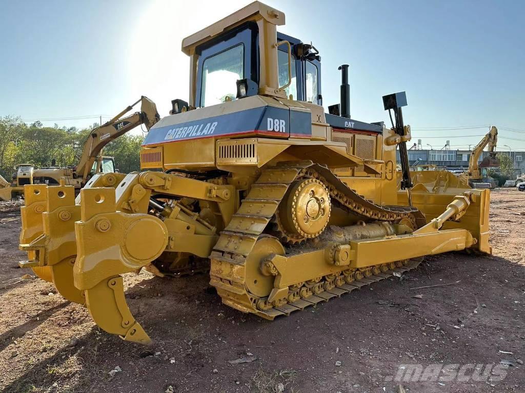 CAT D8R Buldooserid