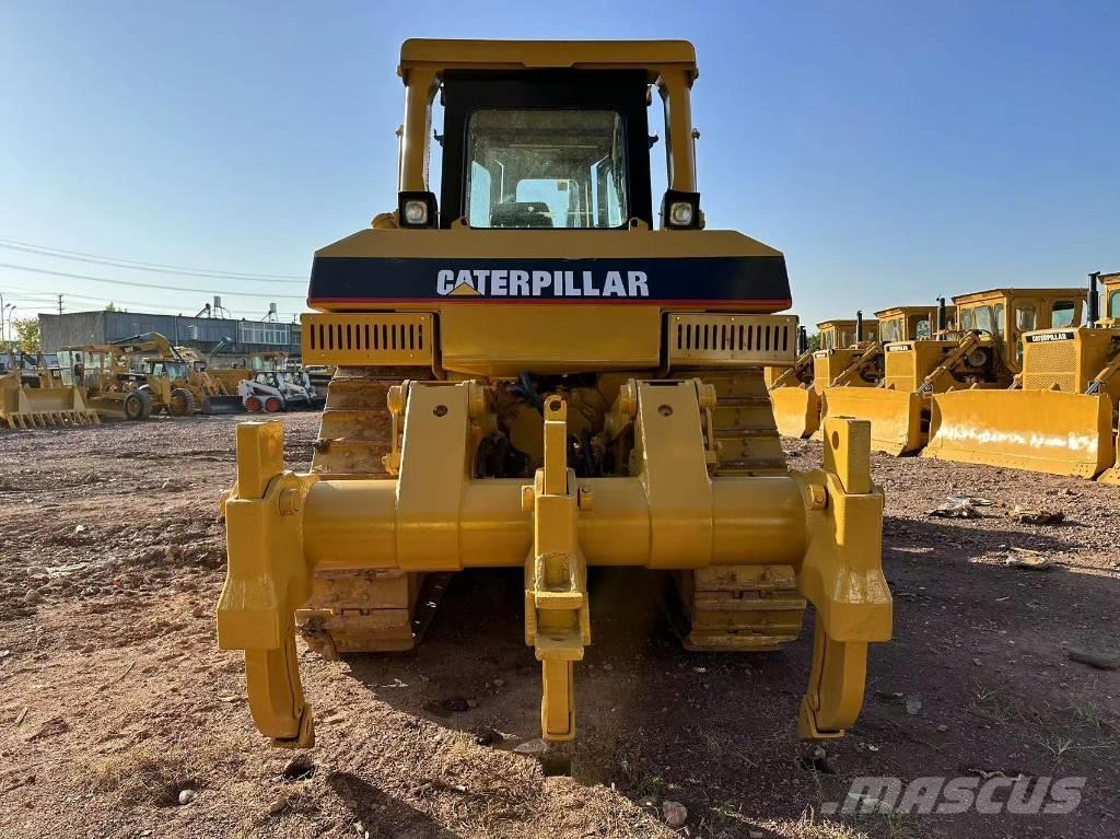 CAT D8R Buldooserid