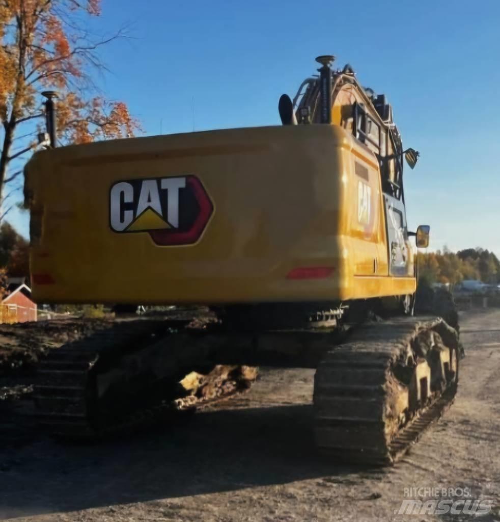 CAT 340 Roomikekskavaatorid