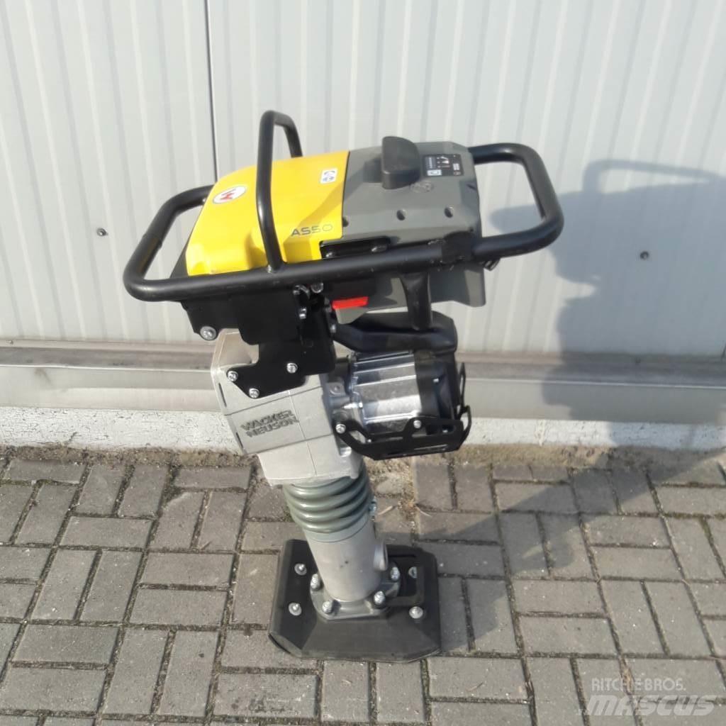 Wacker Neuson AS 50 Vibroplaadid