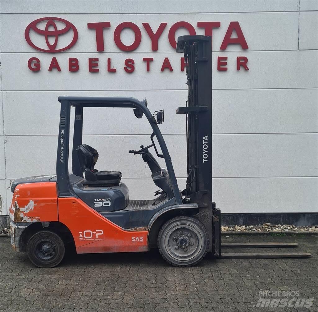 Toyota 02-8FDF30 Diiseltõstukid
