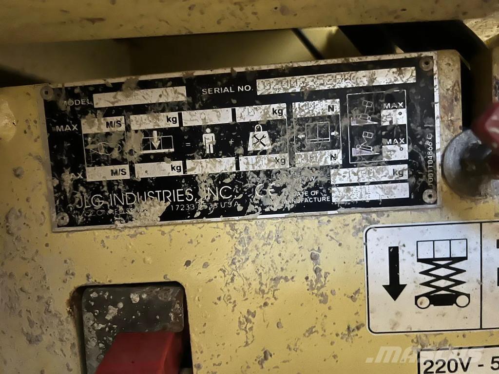 JLG 1930 ES Käärtõstukid