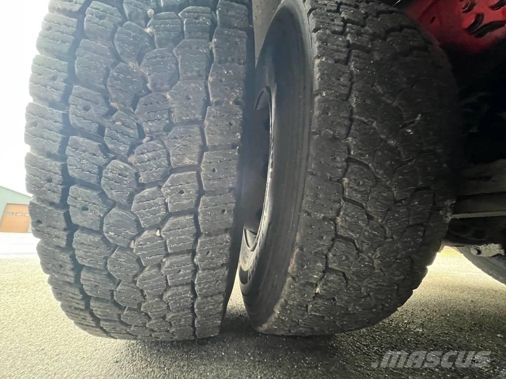 Scania R 730 B6X4NB Metsaveokid