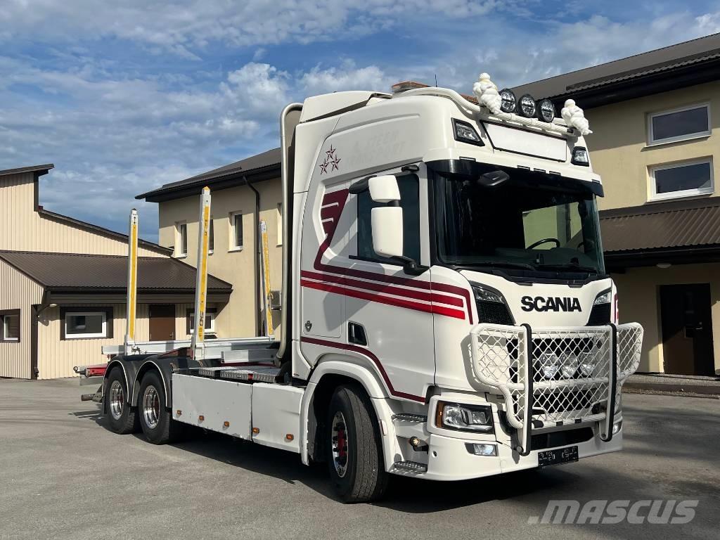 Scania R 730 B6X4NB Metsaveokid