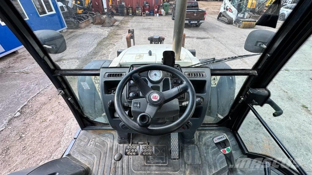 Terex TLB 990 PS Ekskavaatorlaadurid