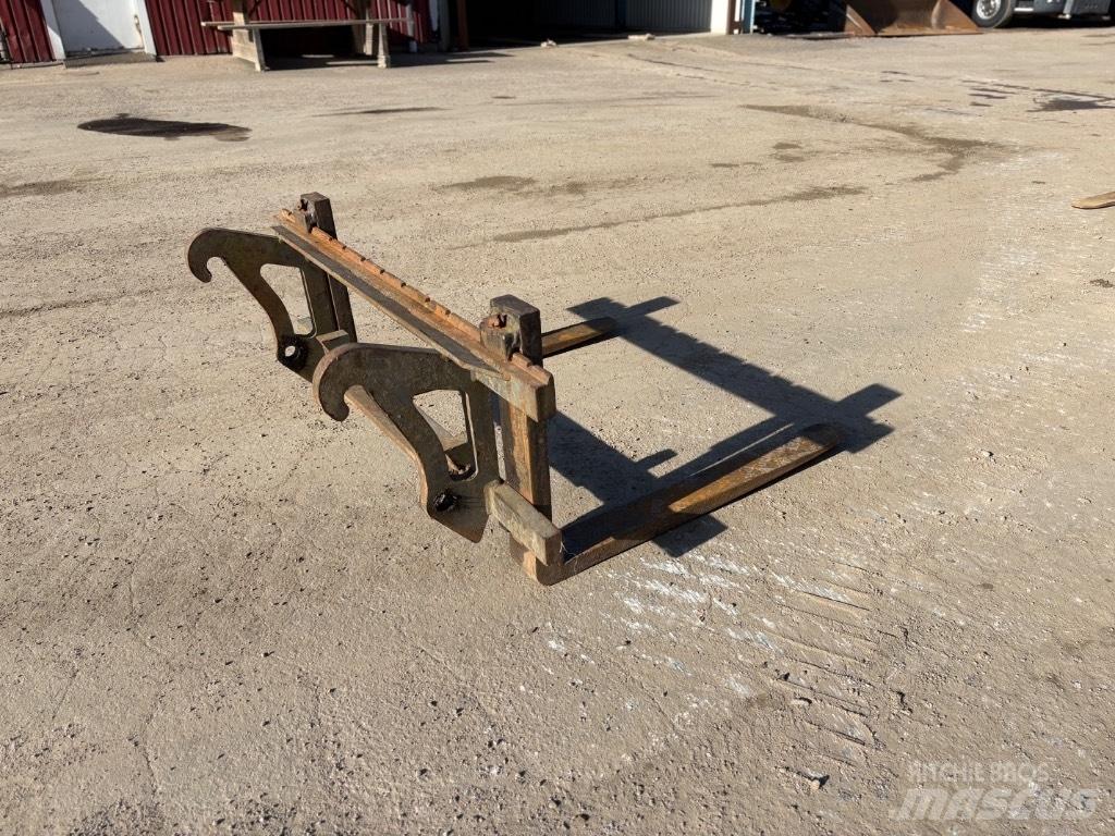  Gafflar L30 ZL602 Rataslaadurid