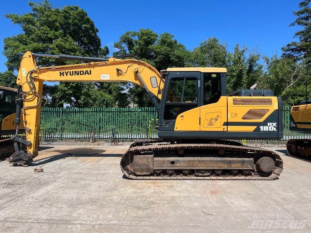 Hyundai HX 180 L Roomikekskavaatorid