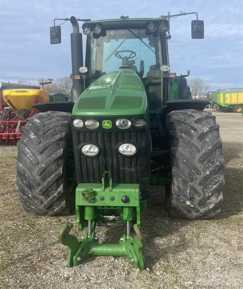 John Deere 8330 Traktorid