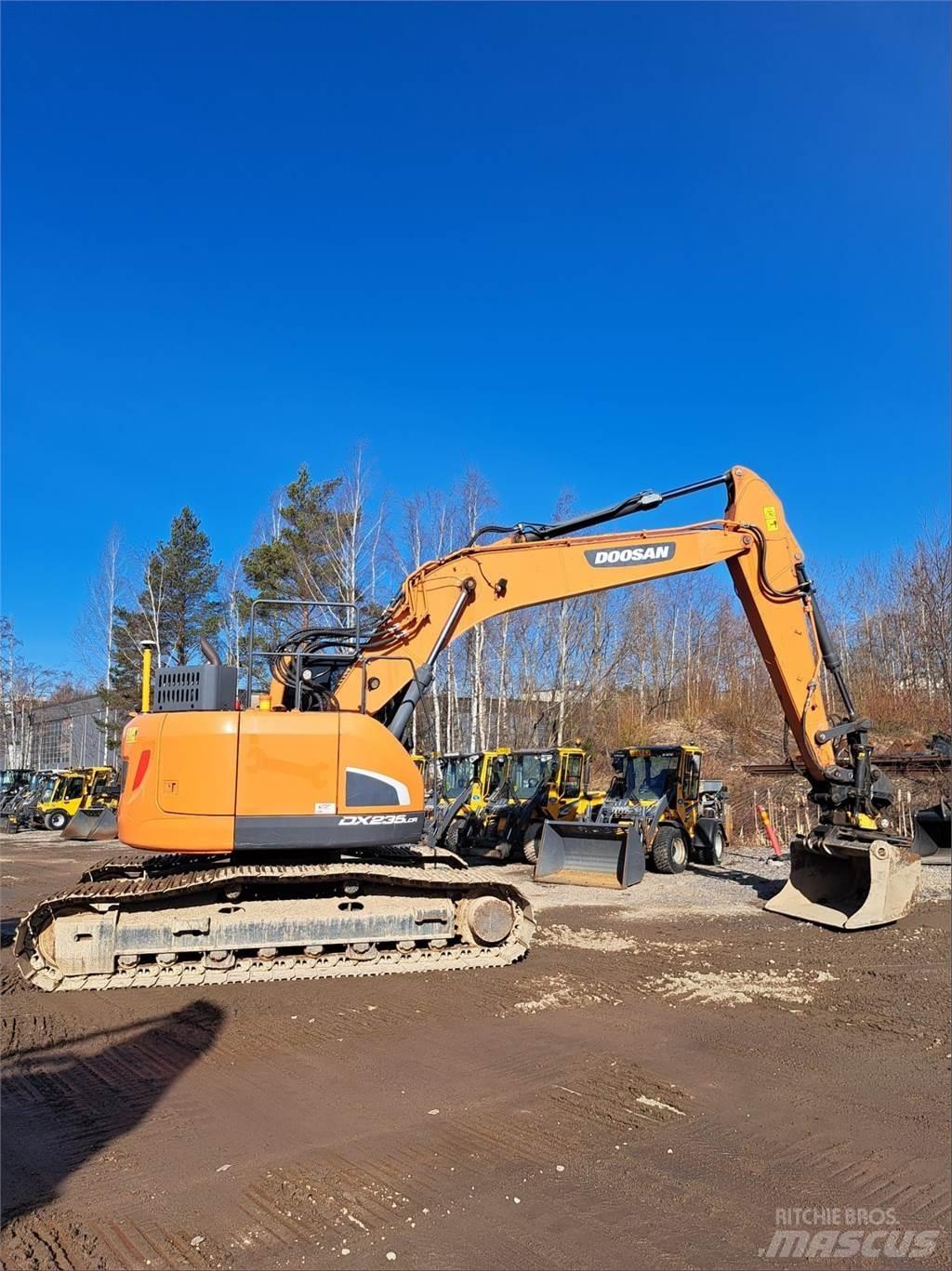 Doosan DX235LCR-5 Roomikekskavaatorid