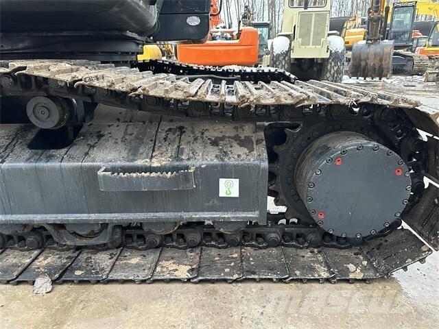 Hyundai R220lc-9s Roomikekskavaatorid