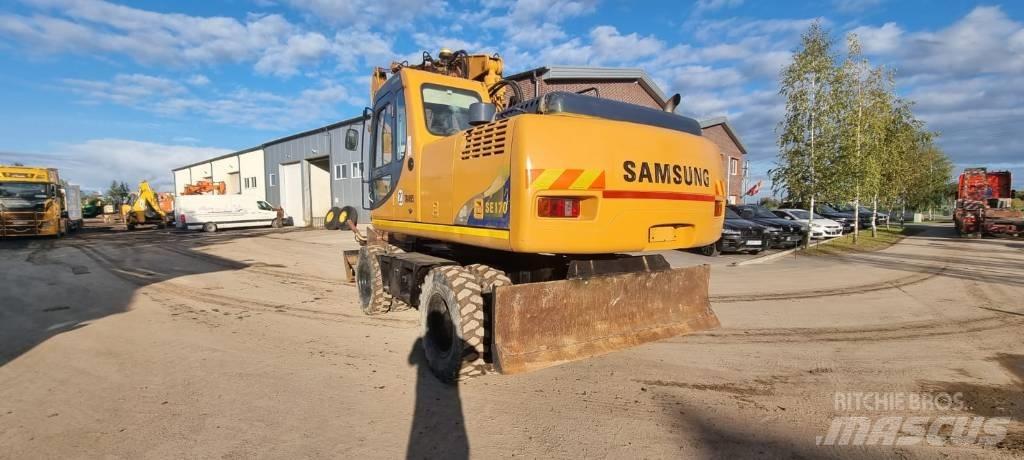 Samsung SE 170 W-3 Ratasekskavaatorid