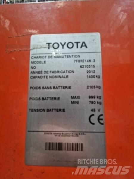 Toyota 7FBRE14N Platvormiga virnastajad