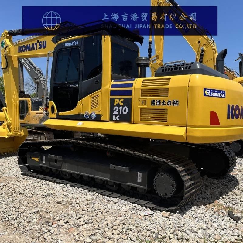 Komatsu PC 210 Roomikekskavaatorid