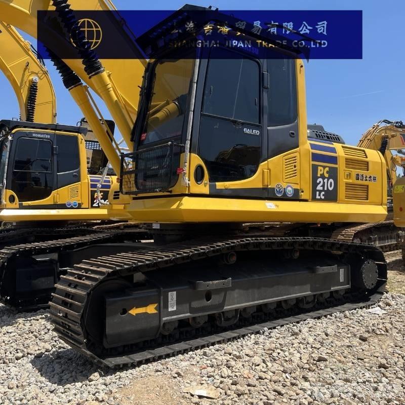 Komatsu PC 210 Roomikekskavaatorid