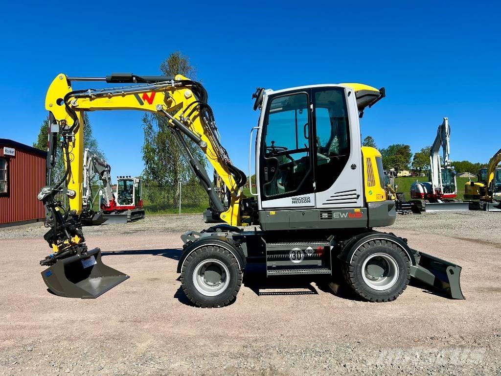 Wacker Neuson EW65 Ratasekskavaatorid